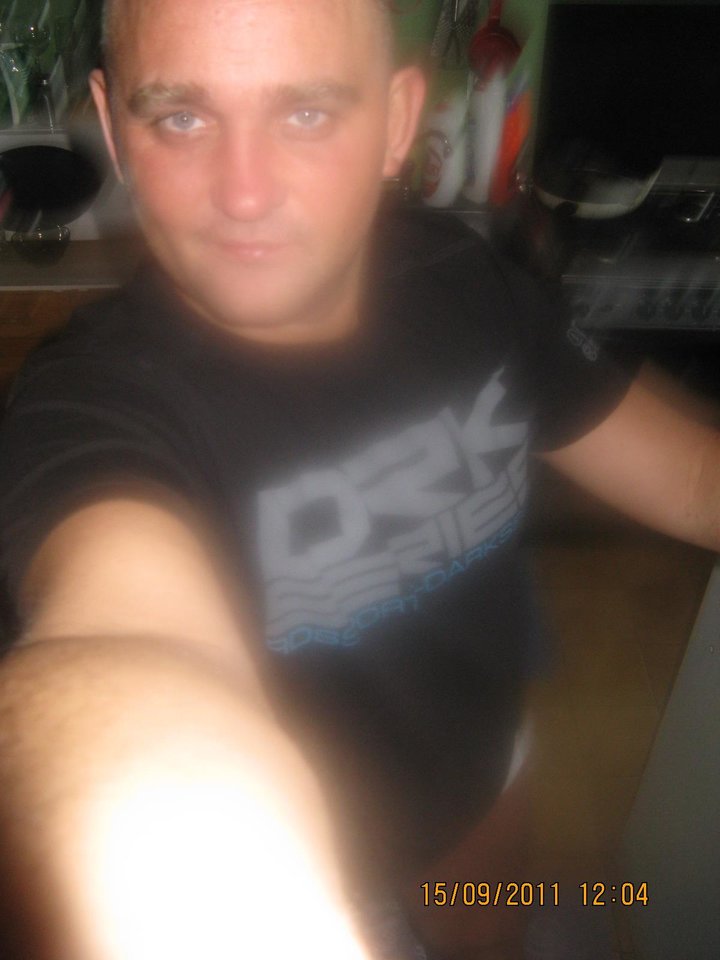 470497_407077106011646_561070147_o.jpg - dramer80