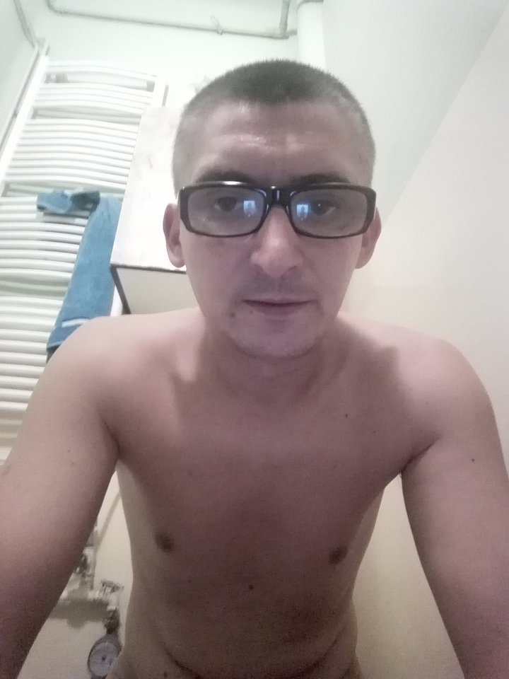 1538931810669-433895190.jpg - Szymej
