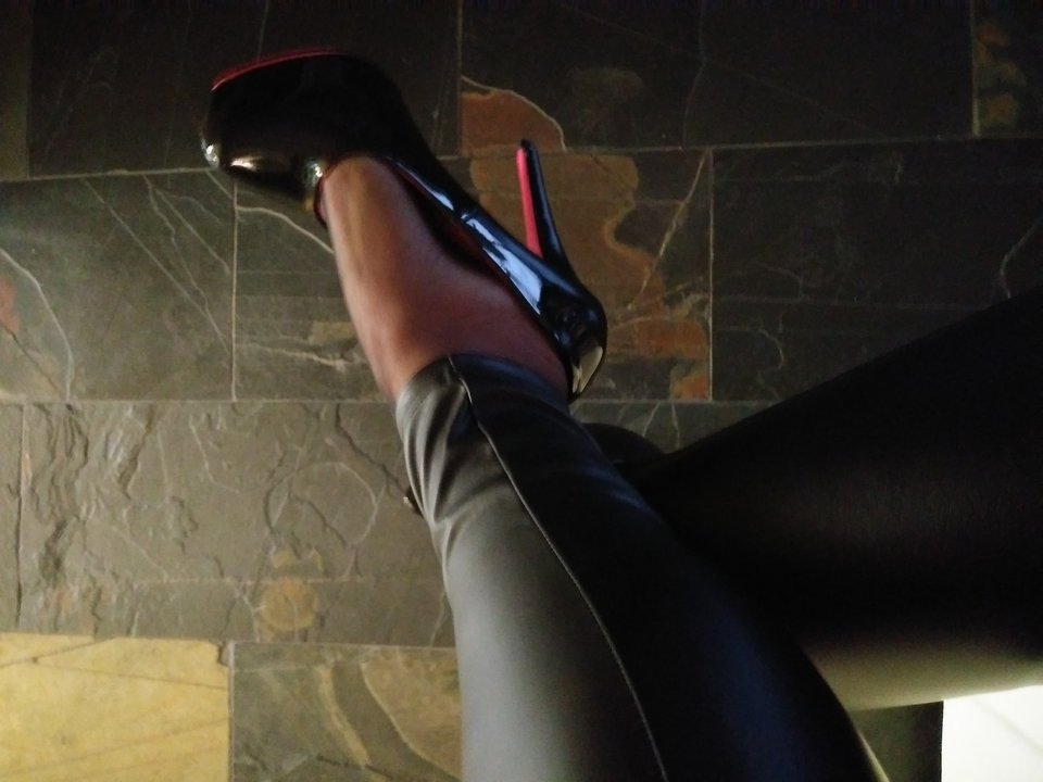 2018-10-18 17.47.57.jpg - MartinkaCross