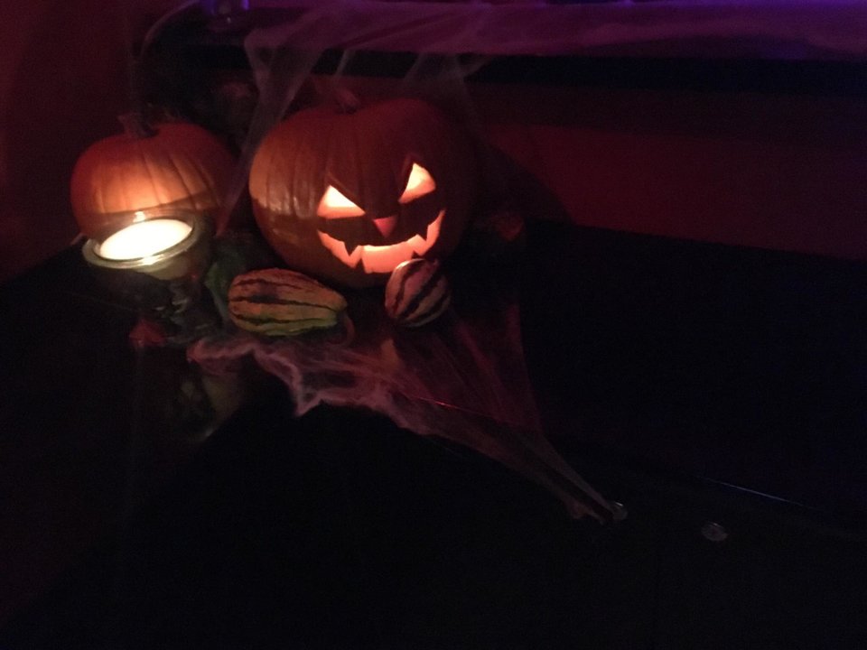 Zapraszamy na HALLOWEEN MARATON w Swngers Clubie LaVa! - LavaClub