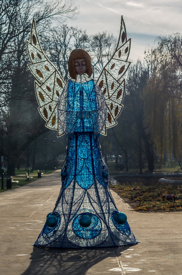 Anioł w parku - mystic