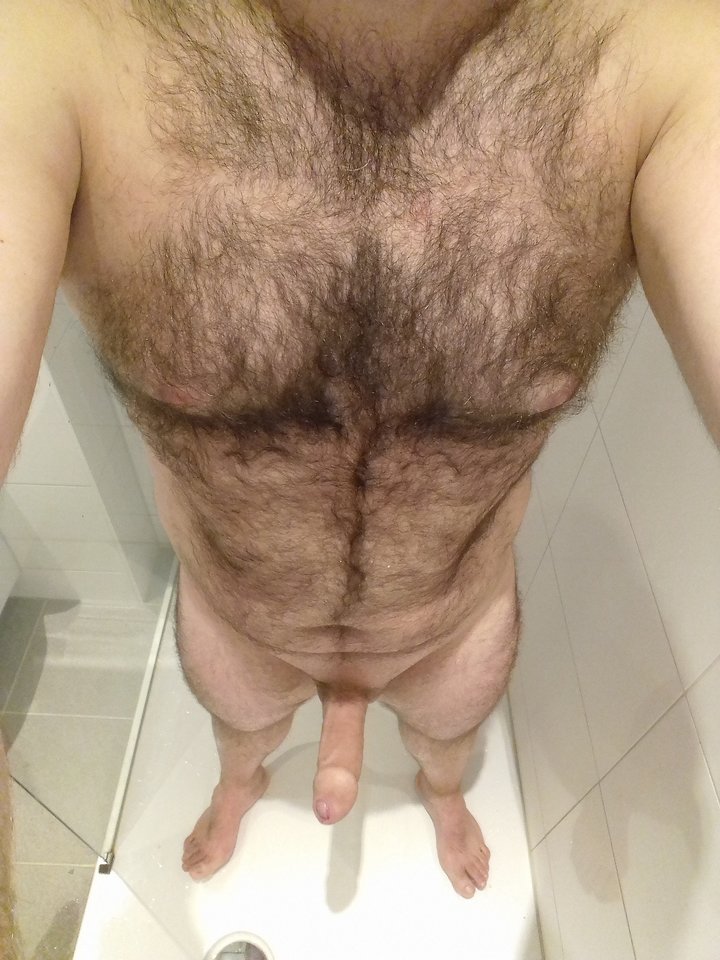 Wspólny prysznic? - wlochaty85dojrzalej