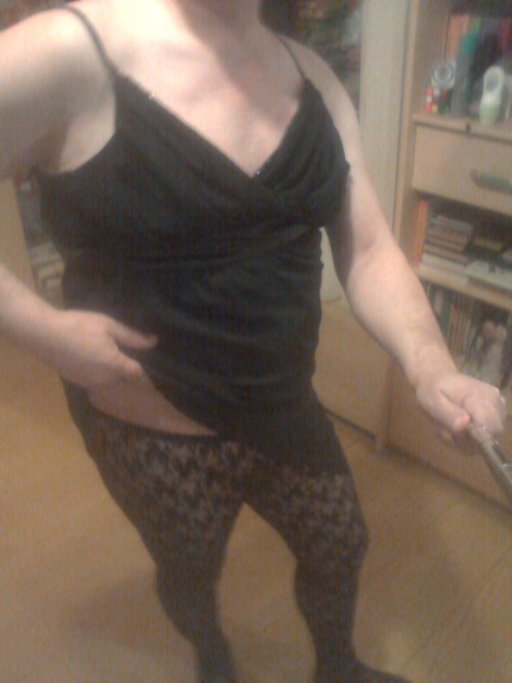 P cwelik ubiera damskie ciuszki 31.12.2018 godz.23.20.jpg - Wawa48