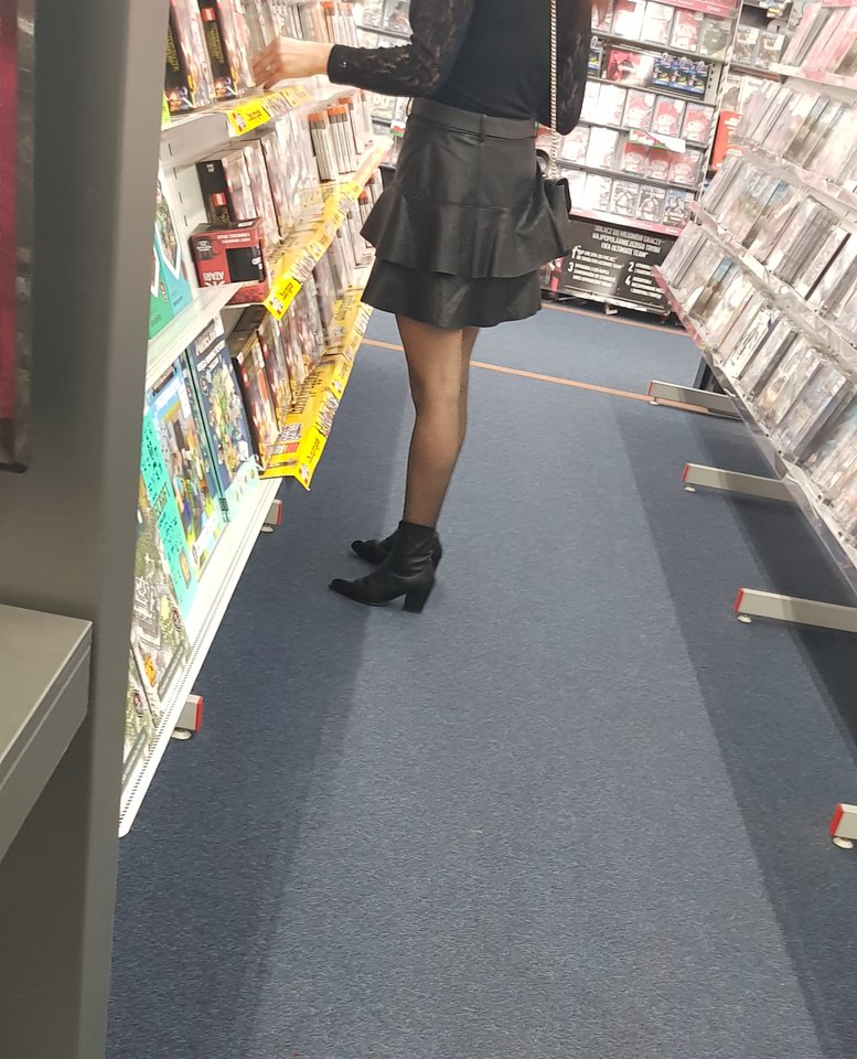 20191226_104933.jpg - iPantyhose