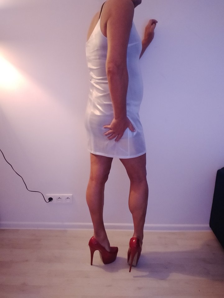 2019-12-30 20.03.23.jpg - MartinkaCross