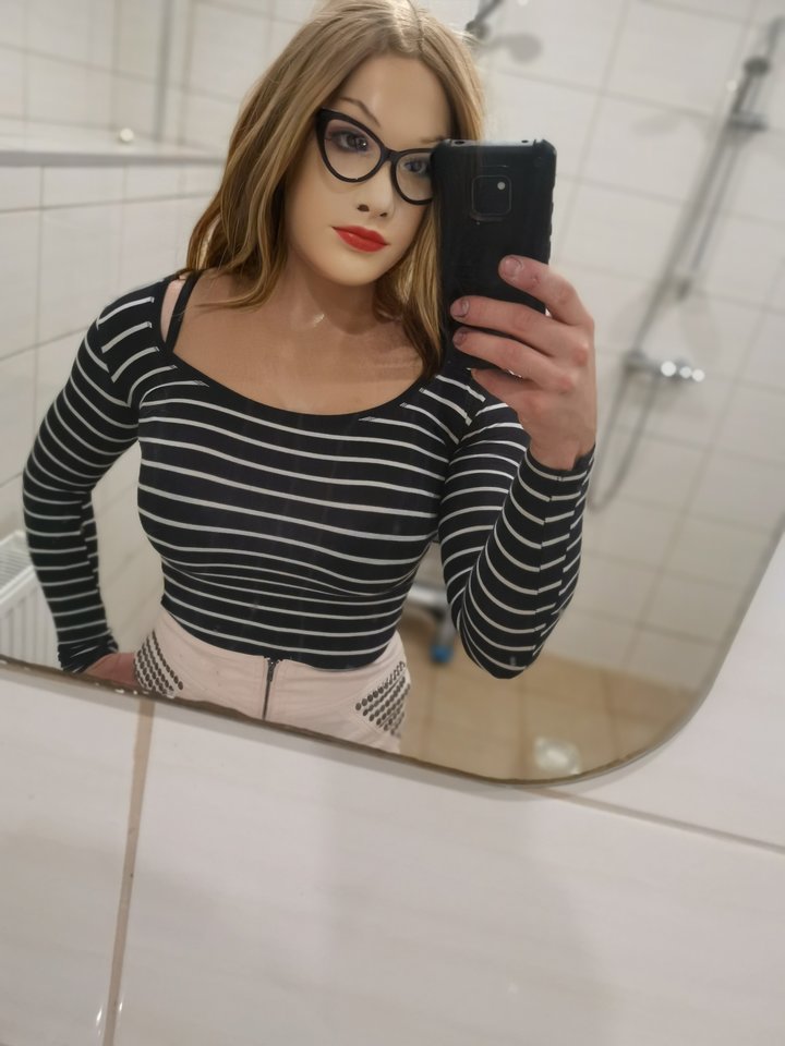 FaceApp_1579346101048.jpg - AgnieszkaCrossDress