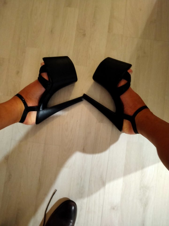 2020-01-28 17.20.59.jpg - MartinkaCross