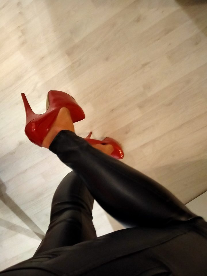 2020-01-30 06.33.06.jpg - MartinkaCross