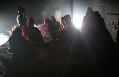 "Oczy szeroko zamknięte w JC&R".