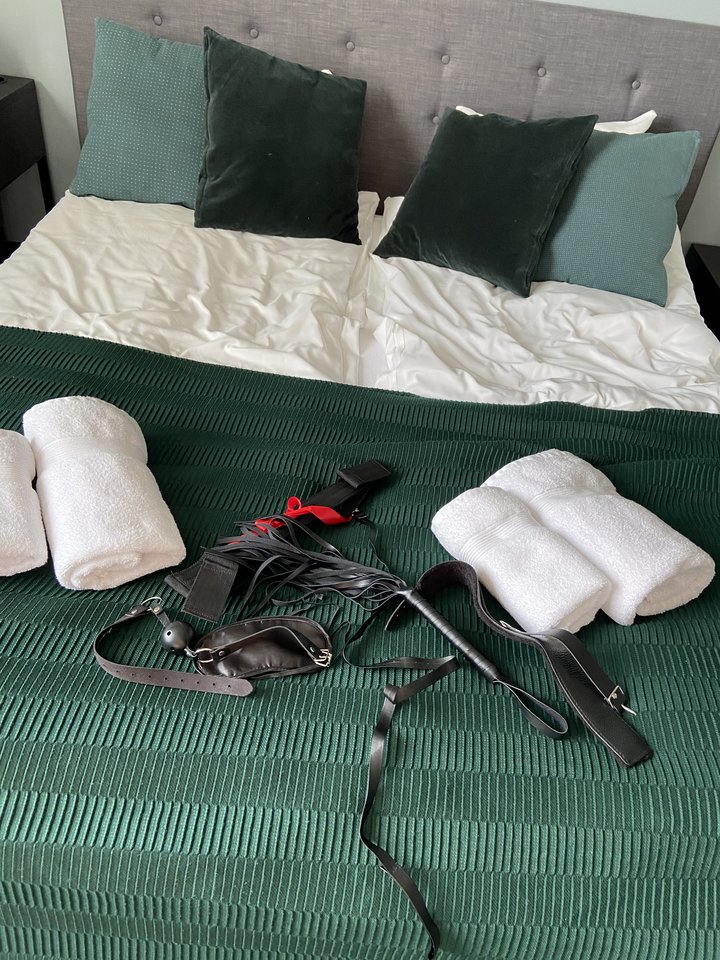 CABE2C13-E3BE-4025-9946-FC831B8879D4.jpeg - DM100