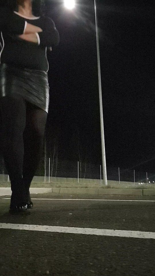 VideoCapture_20200212-193437.jpg - monia224