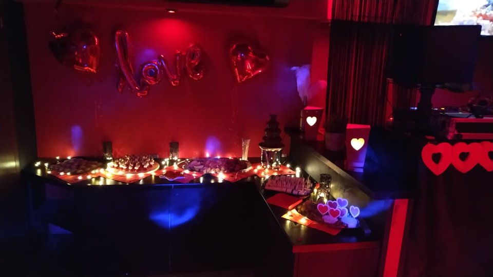 ROMANTYCZNE WALENTYNKI - SEX PARTY z DJ - 14.02.2020 r. - LavaClub