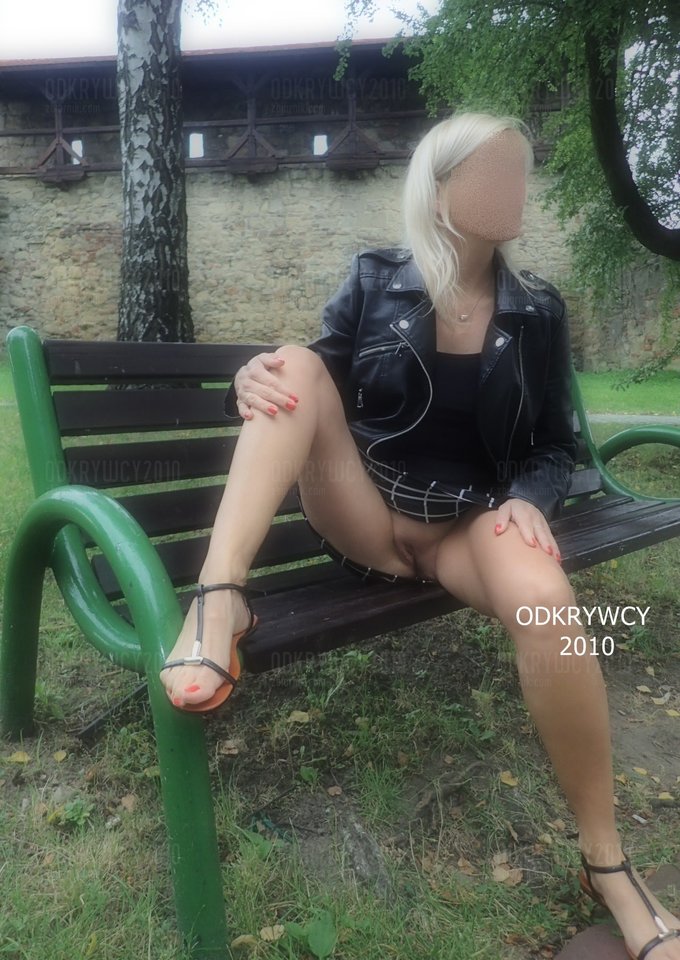 Na ławeczce ... - Odkrywcy2010