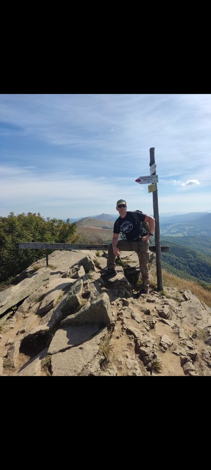 Screenshot_2023-12-14-22-51-18-828_com.miui.gallery.jpg - gizmo206