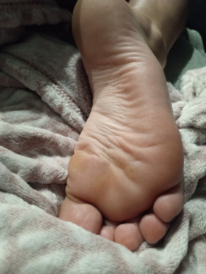 IMG_20231221_204942_847.jpg - SweetMommyFeets1