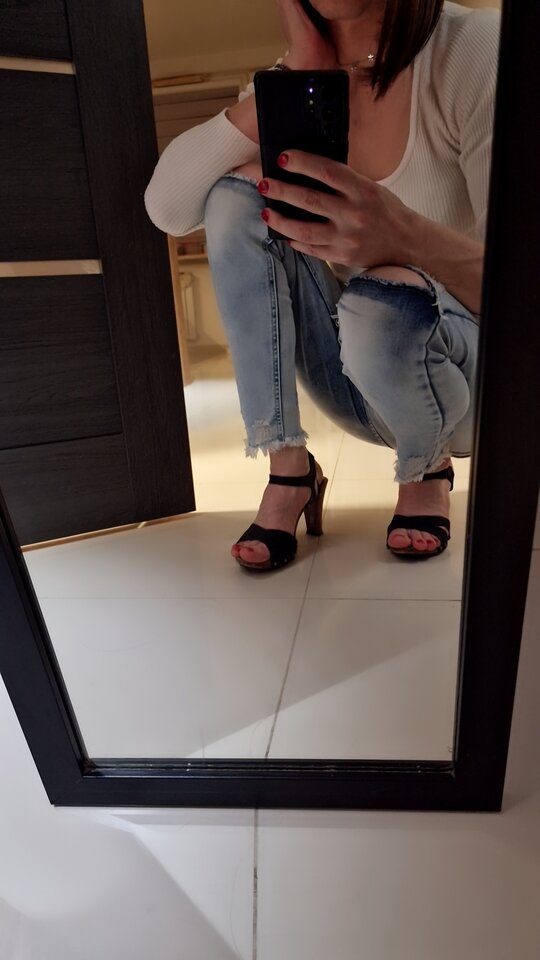 1000032645.jpg - Kaylafemboy