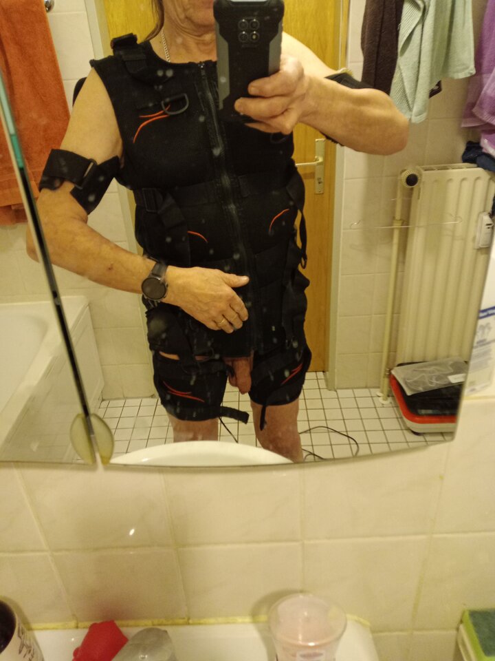 1704922989349850079219666969013.jpg - AdamJG