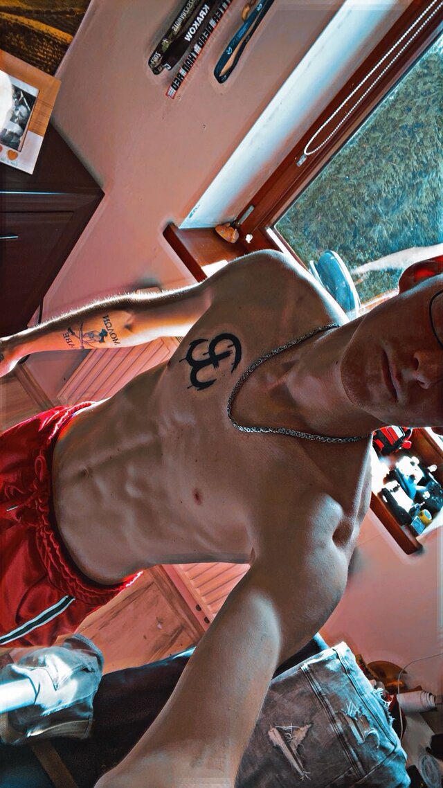 KingBezQueen69