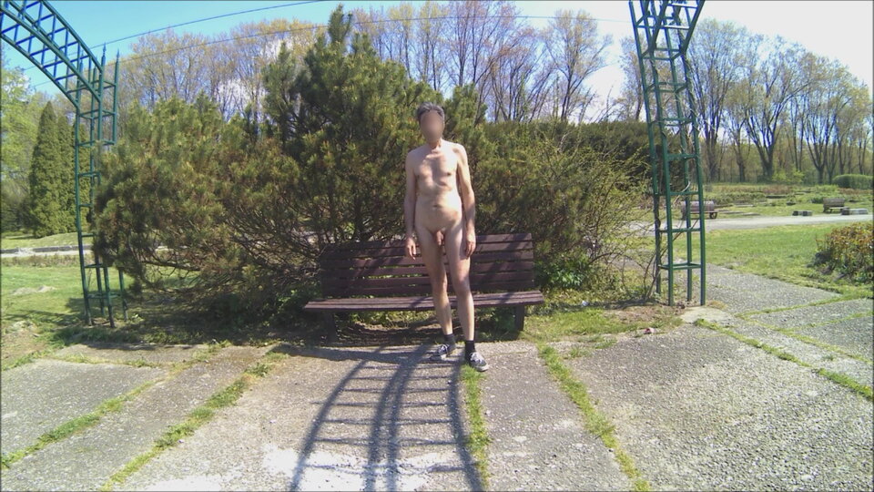 vlcsnap-2022-05-13-12h48m01s838.jpg - Krzysztof_cfnm