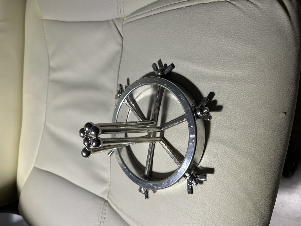 Kto pomoże rozciągnąć moją pusie  - monia224