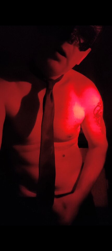 Screenshot_2022-11-07-05-31-20-86_f2cb81fb7cf38af7978f186f2a6163 - Darktwistedfantasy