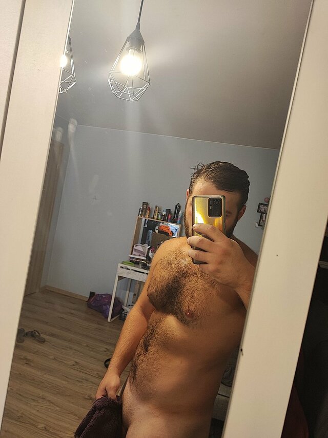 WetFingers69