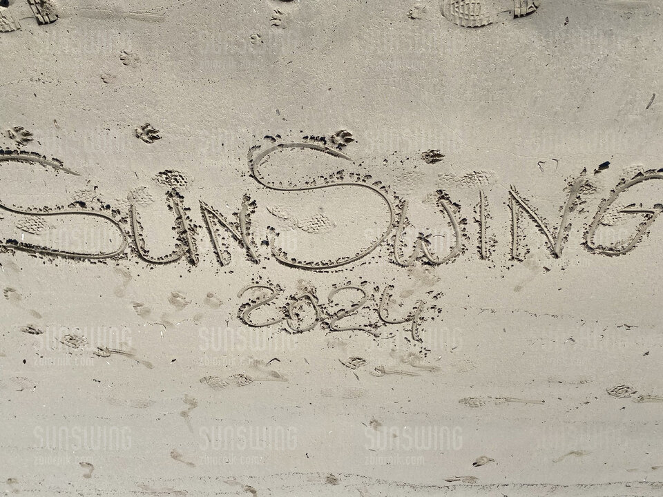 3818c0a2-2b7c-49f1-9f80-b6a2eda50674.jpeg - SunSwing