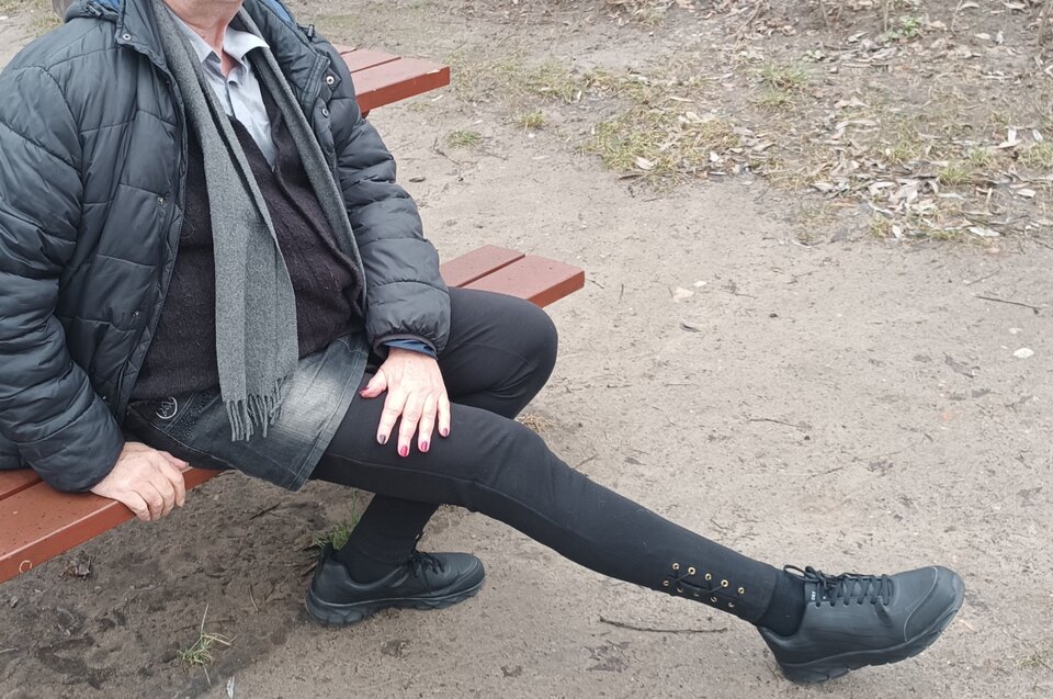 W parku.... W mini i w legginsach 👄👙😎 - Gregorja