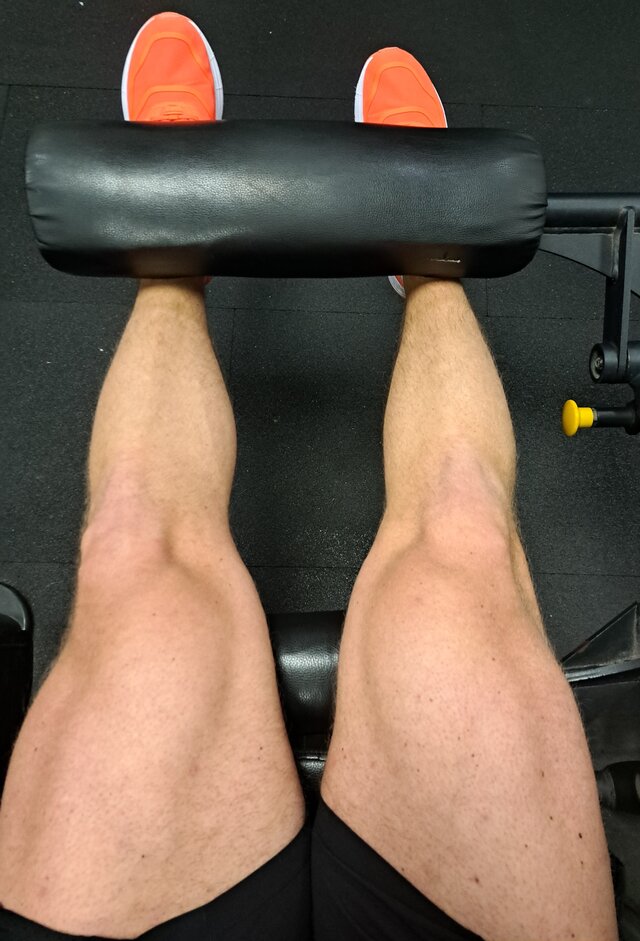 Adam85swingcuckold