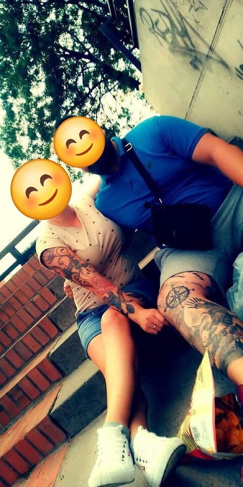 1000000592.jpg - CouplePL000