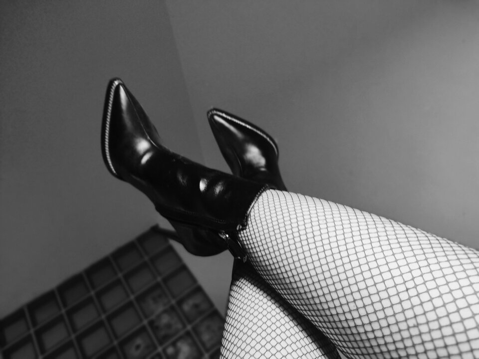 ppv24516846578079568048fe3b333-ba9d-41e7-a1fa-f7a0572d6f04.jpg - Erotictales_Isabel