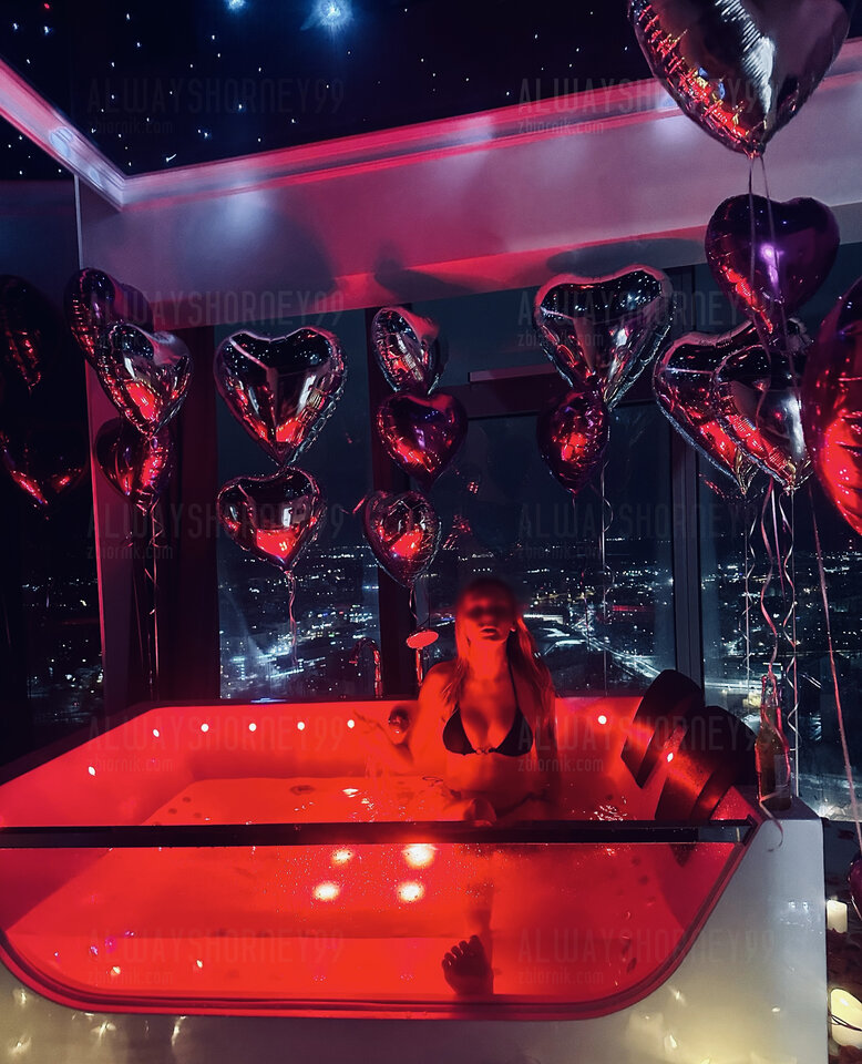 DBDD8F66-9A2C-4BB0-896A-83BA3E148352.jpeg - ALWAYSHORNEY99